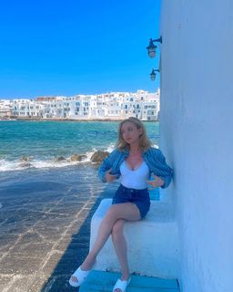 Hana Hayes feet photo 20
