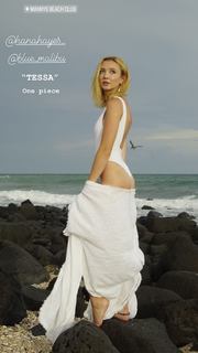 Hana Hayes feet photo 13