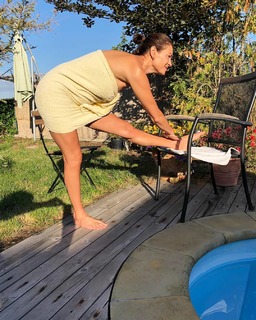 Hana Kynychová feet photo 1