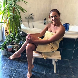 Hana Kynychová feet photo 14