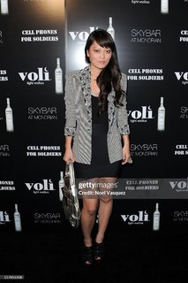 Hana Mae Lee feet photo 16