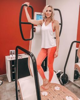 Hana Maslíková feet photo 7