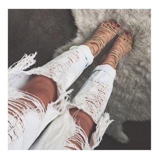 Hana Nitsche feet photo 2
