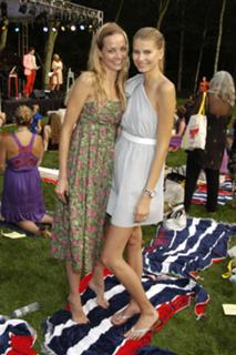 Hana Soukupova feet photo 2