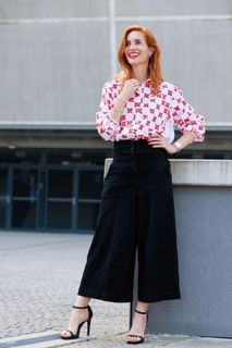 Hana Vagnerová feet photo 3