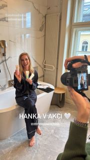 Hana Vagnerová feet photo 4