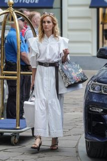 Hana Vagnerová feet photo 2