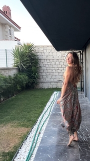 Hande Baladin feet photo 8