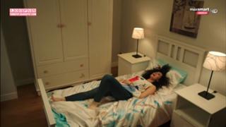 Hande Dogandemir feet photo 11