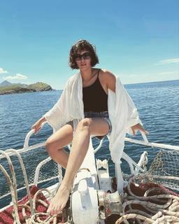 Hande Dogandemir feet photo 17
