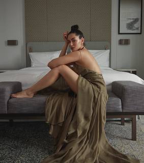 Hande Dogandemir feet photo 8