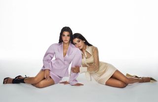 Hande Erçel feet photo 5