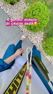 Hande Sarioglu feet photo thumbnail