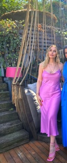 Hande Sarioglu feet photo thumbnail