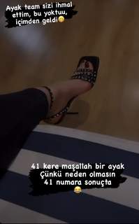Hande Sarioglu feet photo thumbnail