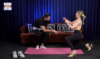 Hande Sarioglu feet photo thumbnail