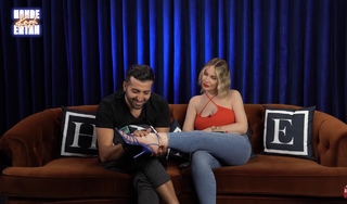 Hande Sarioglu feet photo thumbnail