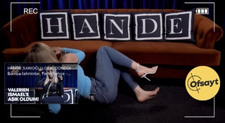 Hande Sarioglu feet photo thumbnail