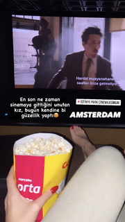 Hande Sarioglu feet photo thumbnail