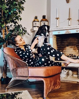 Hande Soral feet photo 1