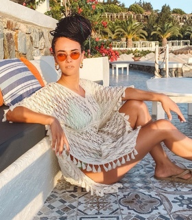 Hande Soral feet photo 17