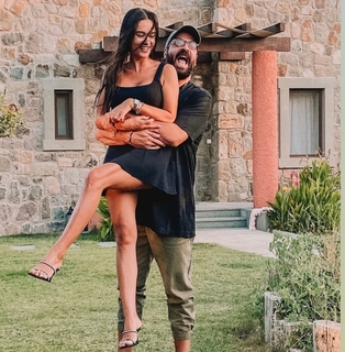 Hande Soral feet photo 19