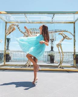 Hande Soral feet photo 14