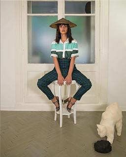 Hande Soral feet photo 9