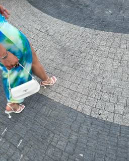 Hande Soral feet photo 4