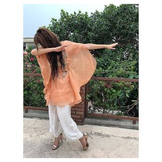 Hania Aamir feet photo thumbnail