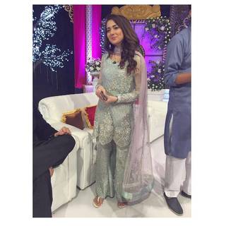 Hania Aamir feet photo thumbnail