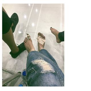 Hania Aamir feet photo thumbnail