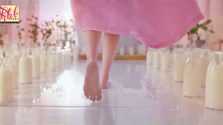 Hania Aamir feet photo thumbnail
