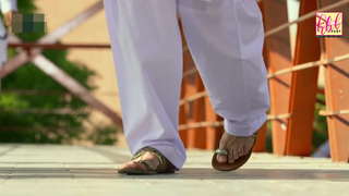 Hania Aamir feet photo thumbnail
