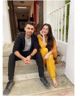 Hania Aamir feet photo thumbnail