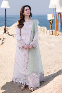 Hania Aamir feet photo thumbnail