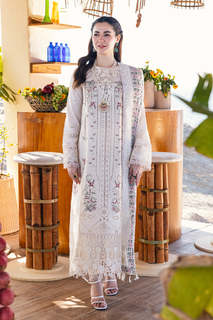 Hania Aamir feet photo thumbnail