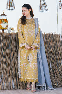 Hania Aamir feet photo thumbnail