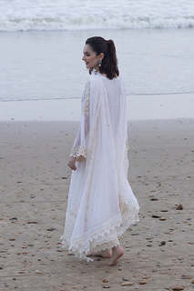 Hania Aamir feet photo thumbnail