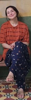 Hania Aamir feet photo thumbnail