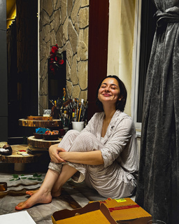 Hania Aamir feet photo thumbnail