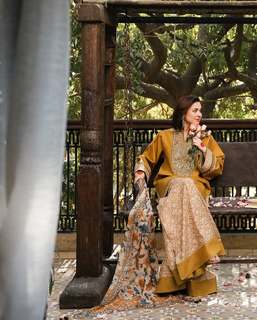 Hania Aamir feet photo thumbnail