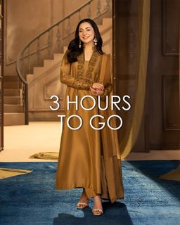 Hania Aamir feet photo thumbnail