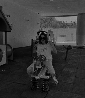 Hania Aamir feet photo thumbnail