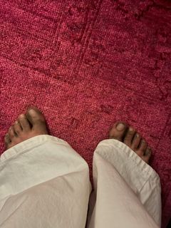 Hania Aamir feet photo thumbnail