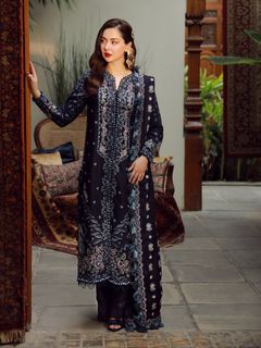 Hania Aamir feet photo thumbnail