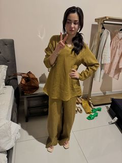 Hania Aamir feet photo thumbnail