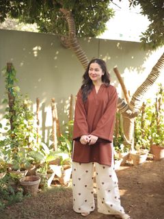 Hania Aamir feet photo 2