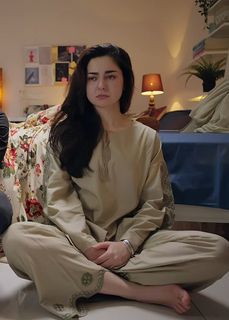 Hania Aamir feet photo 16