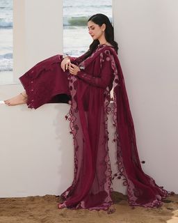 Hania Aamir feet photo 14